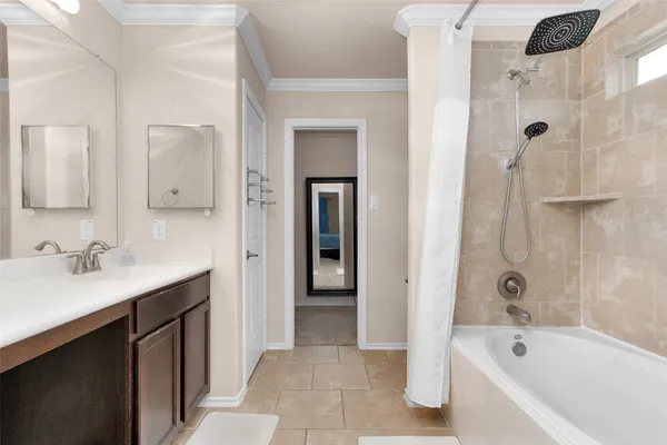 $2,000 | 1604 Hickory Burl Lane, Conroe, TX 77301