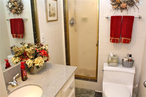 4 Dean Road Marblehead, MA 01945 - Photo 12 of 30