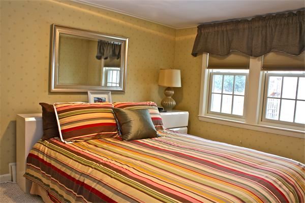 4 Dean Road Marblehead, MA 01945 - Photo 14 of 30