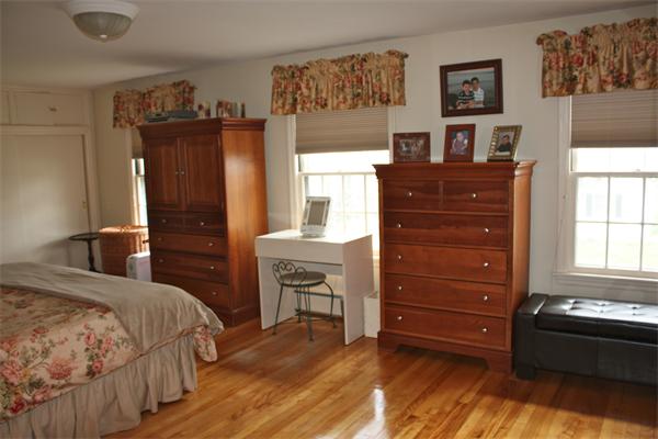 4 Dean Road Marblehead, MA 01945 - Photo 19 of 30