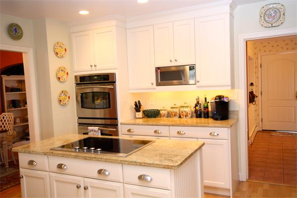 4 Dean Road Marblehead, MA 01945 - Photo 5 of 30