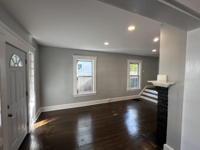 42 Francis Avenue Hamden, CT 06517 - Photo 5 of 10