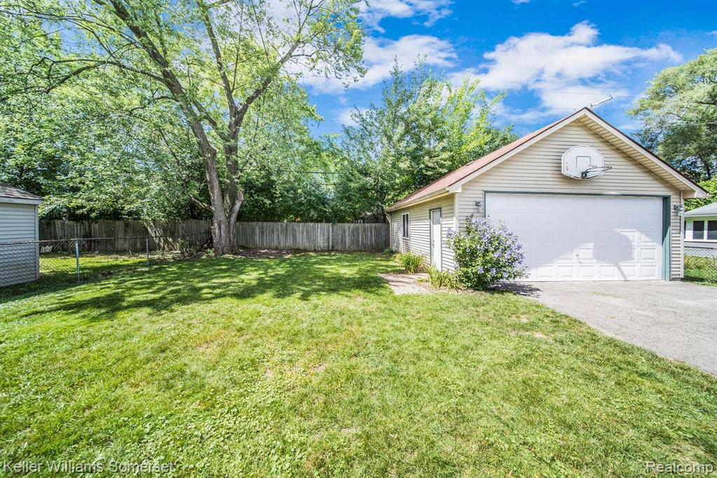 4003 Kent Road Royal Oak, MI 48073 - Photo 34 of 34