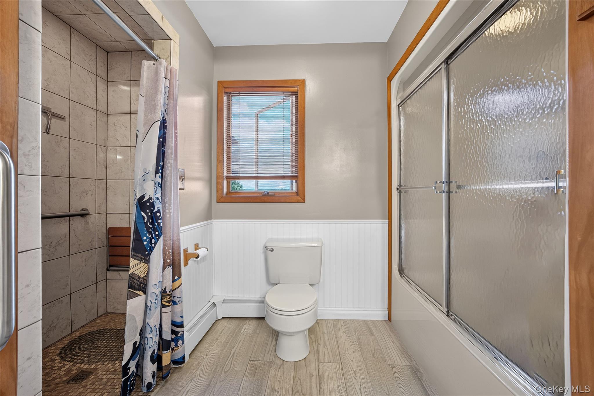 122 Dekay Road Warwick, NY 10990 - Photo 35 of 50 Hallway full bath