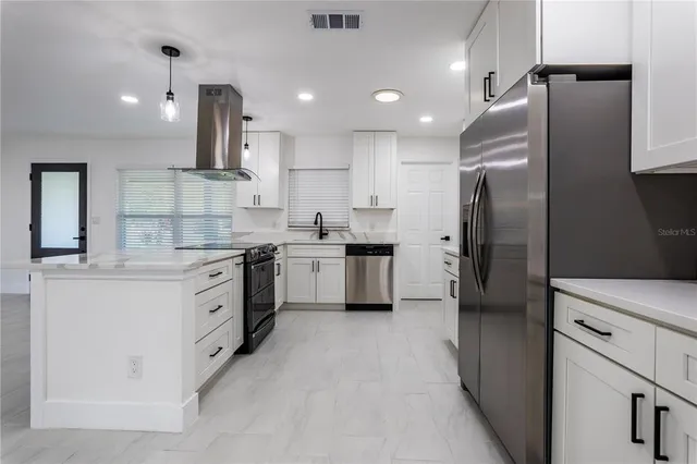 $2,525 | 8584 Millinockett Lane, Orlando, FL 32825