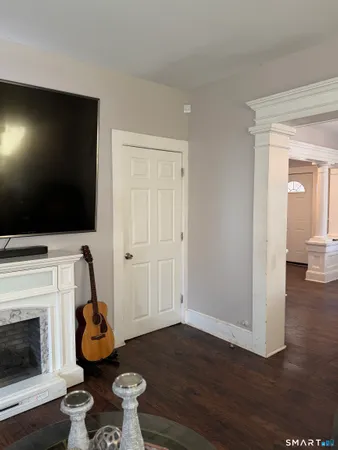 $385,900 | 93 Ocean Avenue, New London, CT 06320