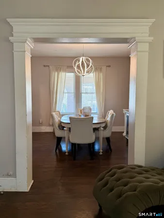 $385,900 | 93 Ocean Avenue, New London, CT 06320