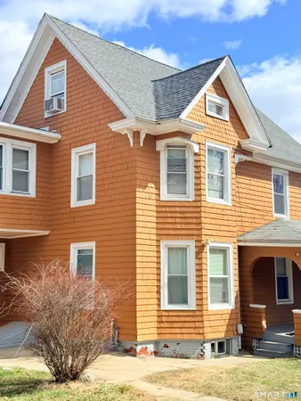 $385,900 | 93 Ocean Avenue, New London, CT 06320