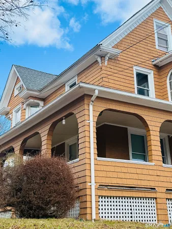 $385,900 | 93 Ocean Avenue, New London, CT 06320