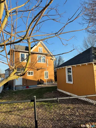 $385,900 | 93 Ocean Avenue, New London, CT 06320