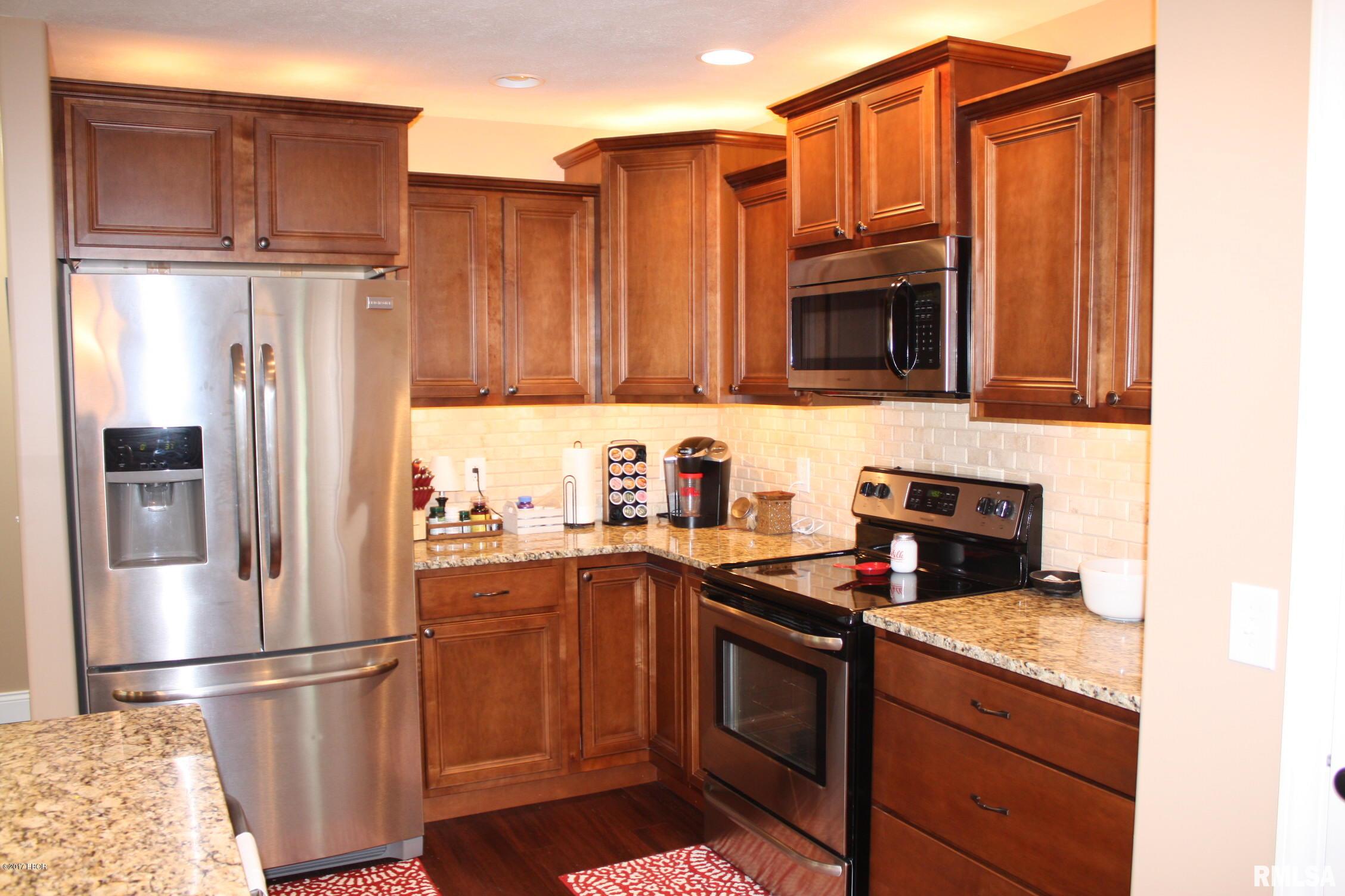 15733 Ciara Road Marion, IL 62959 - Photo 12 of 27 Gallery Image 12