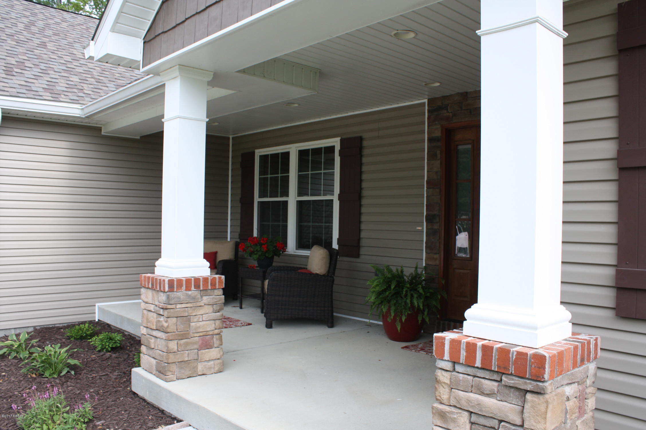 15733 Ciara Road Marion, IL 62959 - Photo 3 of 27 Gallery Image 3