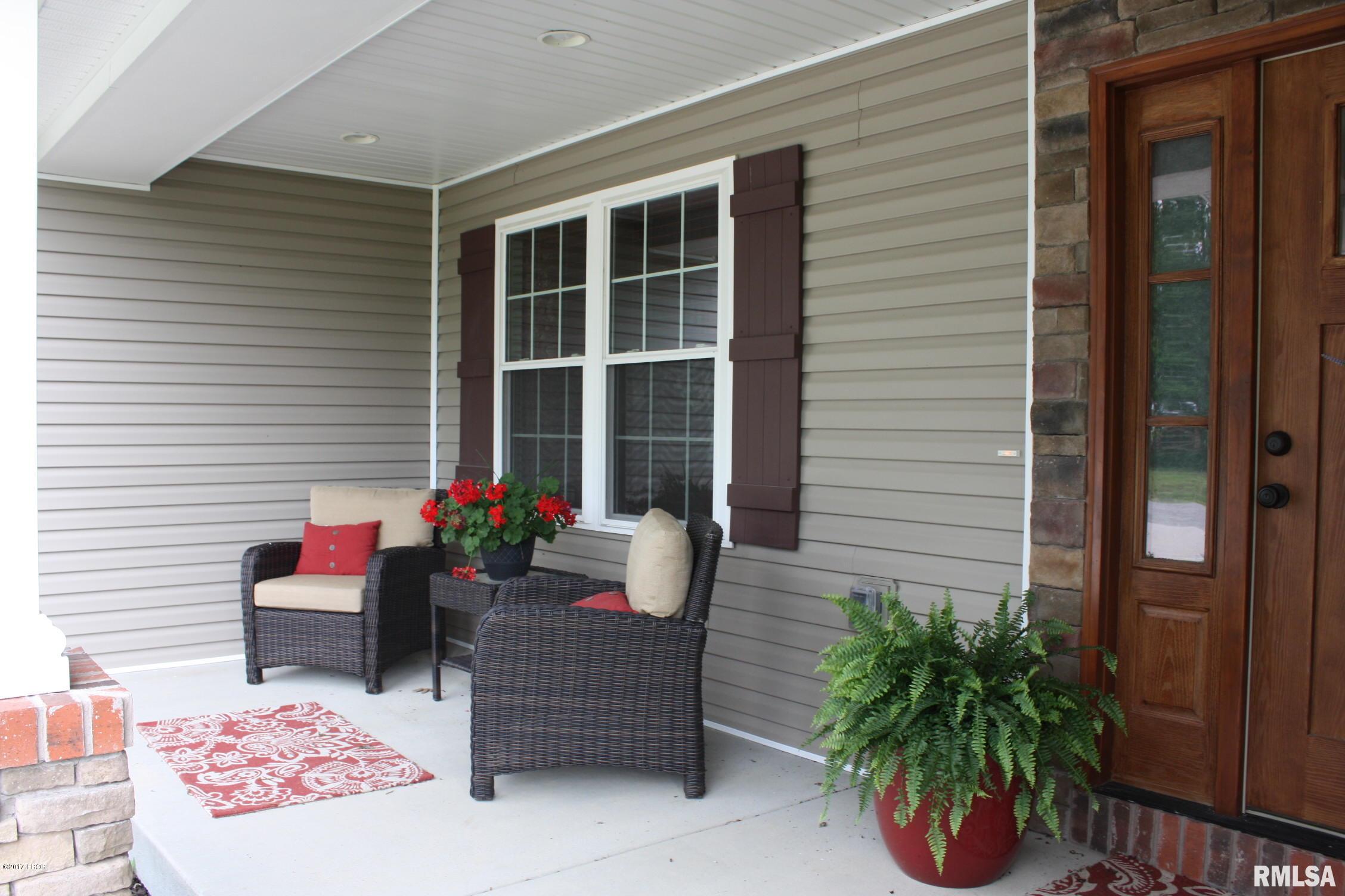 15733 Ciara Road Marion, IL 62959 - Photo 4 of 27 Gallery Image 4