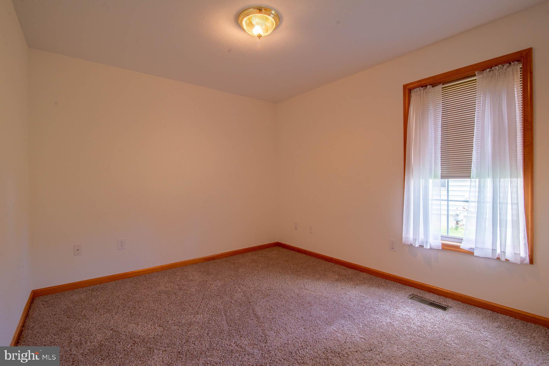 1270 Saddleback Road York, PA 17408 - Photo 35 of 43 Gallery Image 35