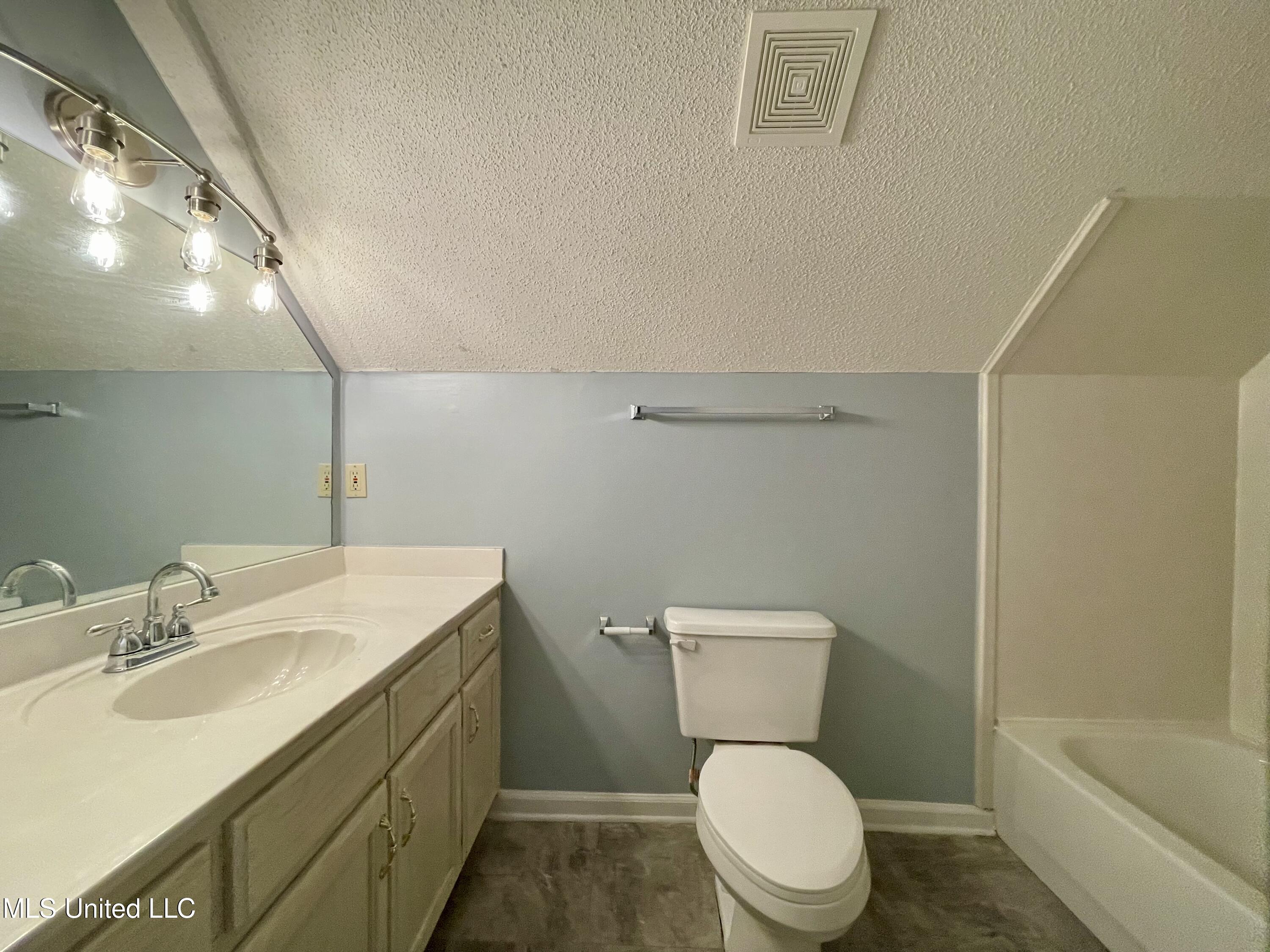 4699 Bell Ridge Cove Olive Branch, MS 38654 - Photo 19 of 28 IMG_1713