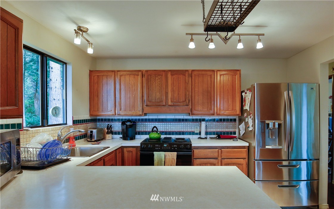 10139 Fay Road Northeast Carnation, WA 98014 - Photo 11 of 23 Gallery Image 11