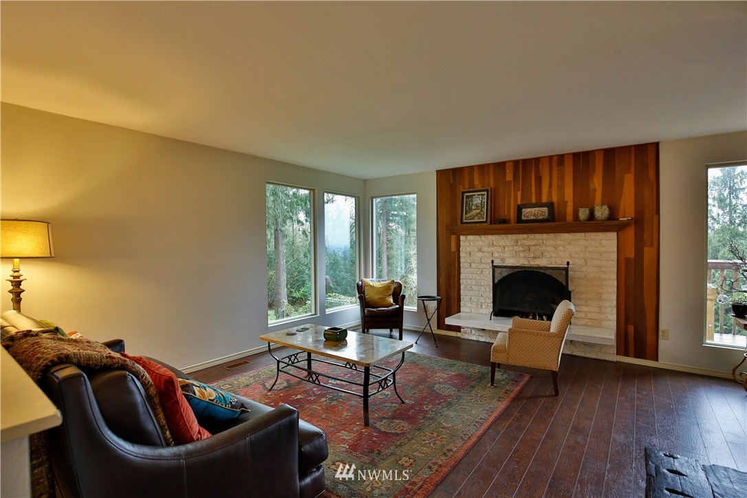 10139 Fay Road Northeast Carnation, WA 98014 - Photo 5 of 23 Gallery Image 5
