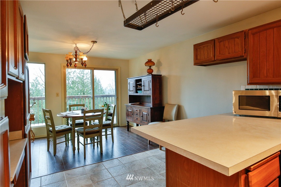 10139 Fay Road Northeast Carnation, WA 98014 - Photo 10 of 23 Gallery Image 10
