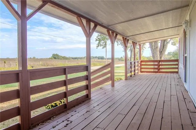 $495,000 | 40503 Highway 2, Garden City, MO 64747