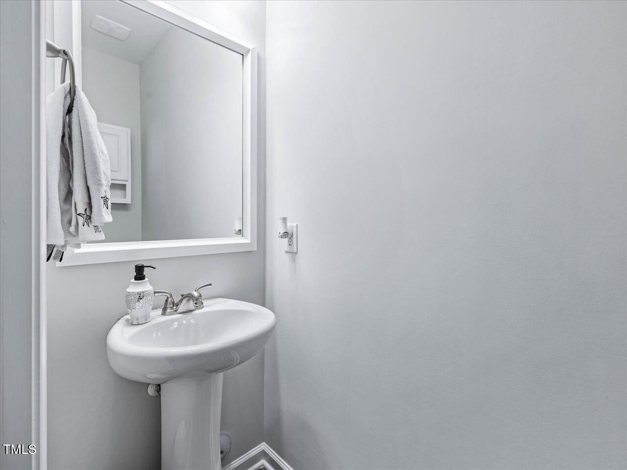 1952 Channel Street Graham, NC 27253 - Photo 31 of 63 32-Half Bath