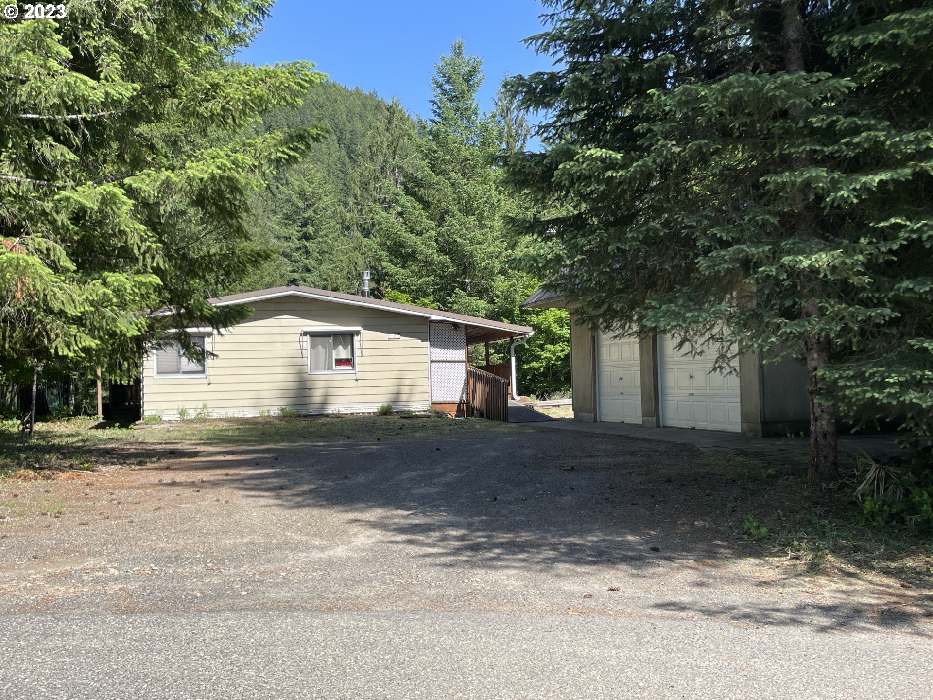 232 Heslen Road Carson, WA 98610 - Photo 1 of 2 Gallery Image 1