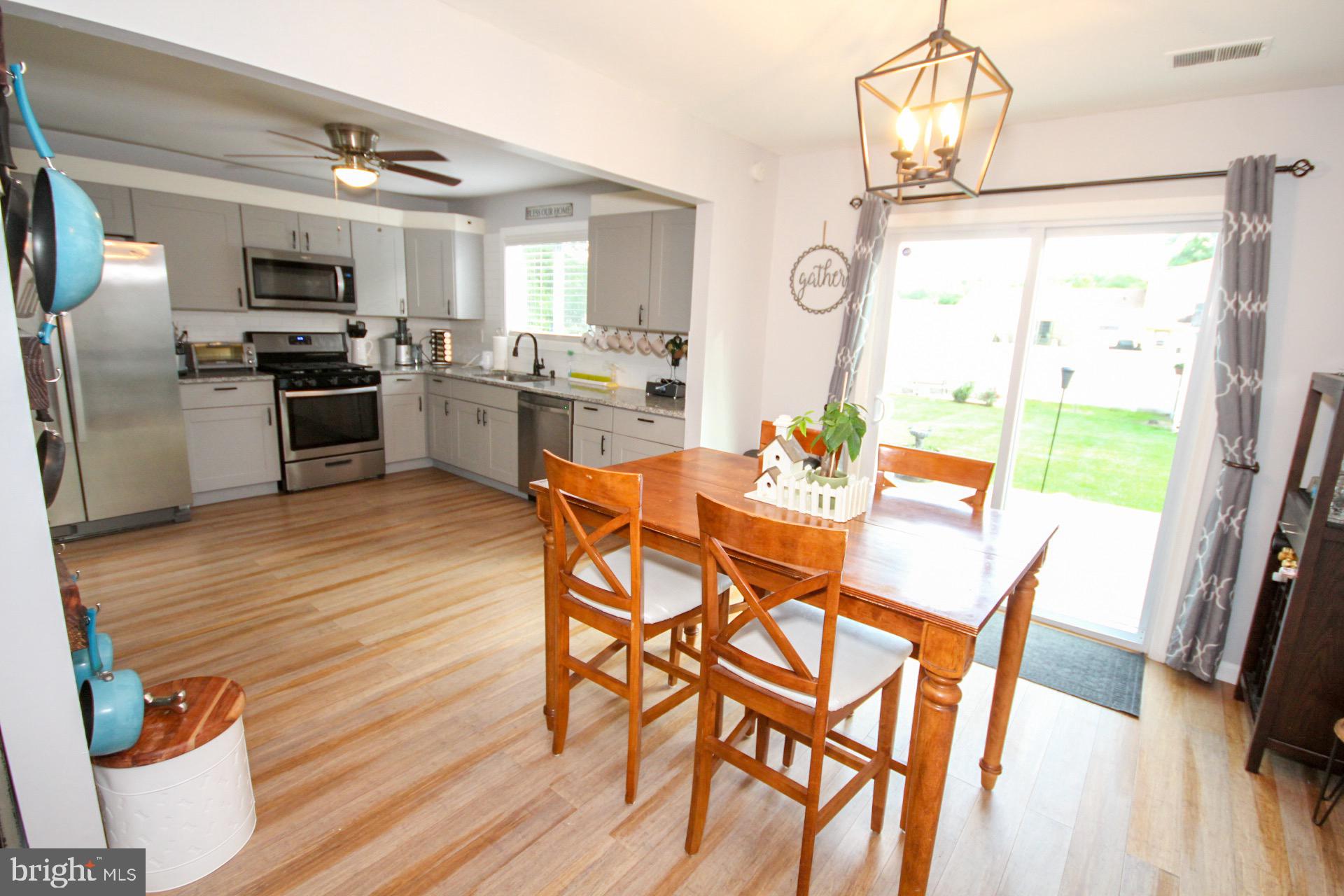 18 Palomar Road Sewell, NJ 08080 - Photo 15 of 44