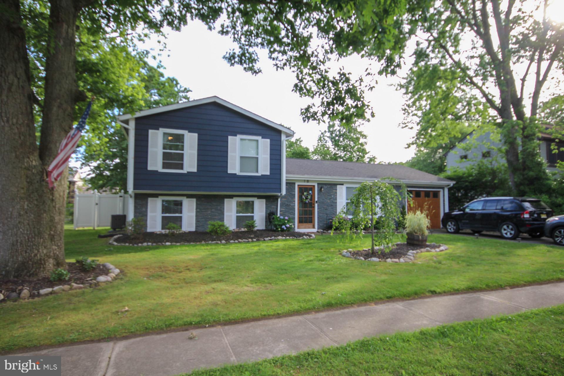 18 Palomar Road Sewell, NJ 08080 - Photo 3 of 44