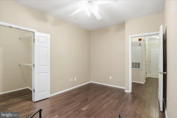 $550,000 | 1600 Spring Gate Dr., Unit 2204, McLean, VA 22102