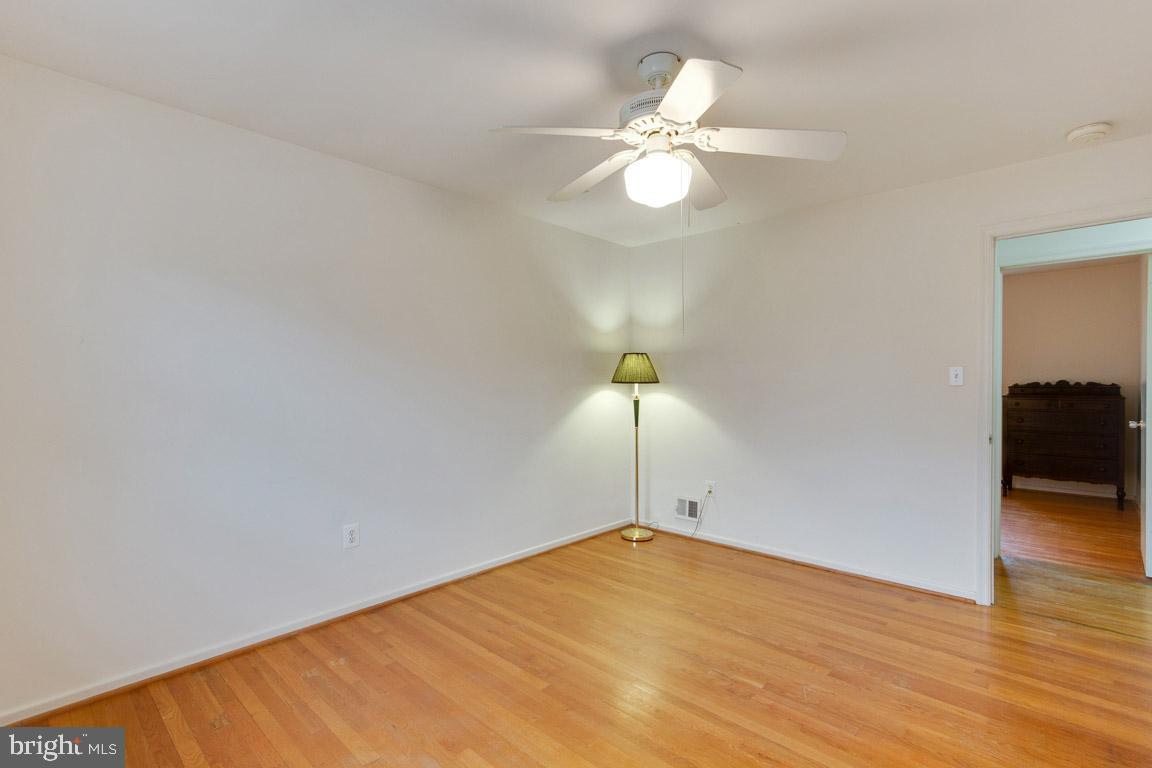 1923 Hull Road Vienna, VA 22182 - Photo 21 of 31 Bedroom #3