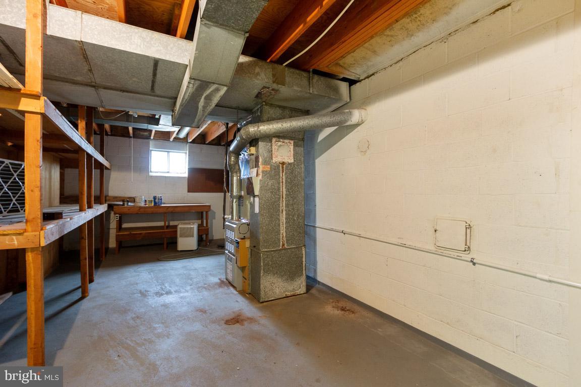 1923 Hull Road Vienna, VA 22182 - Photo 29 of 31 Large storage area