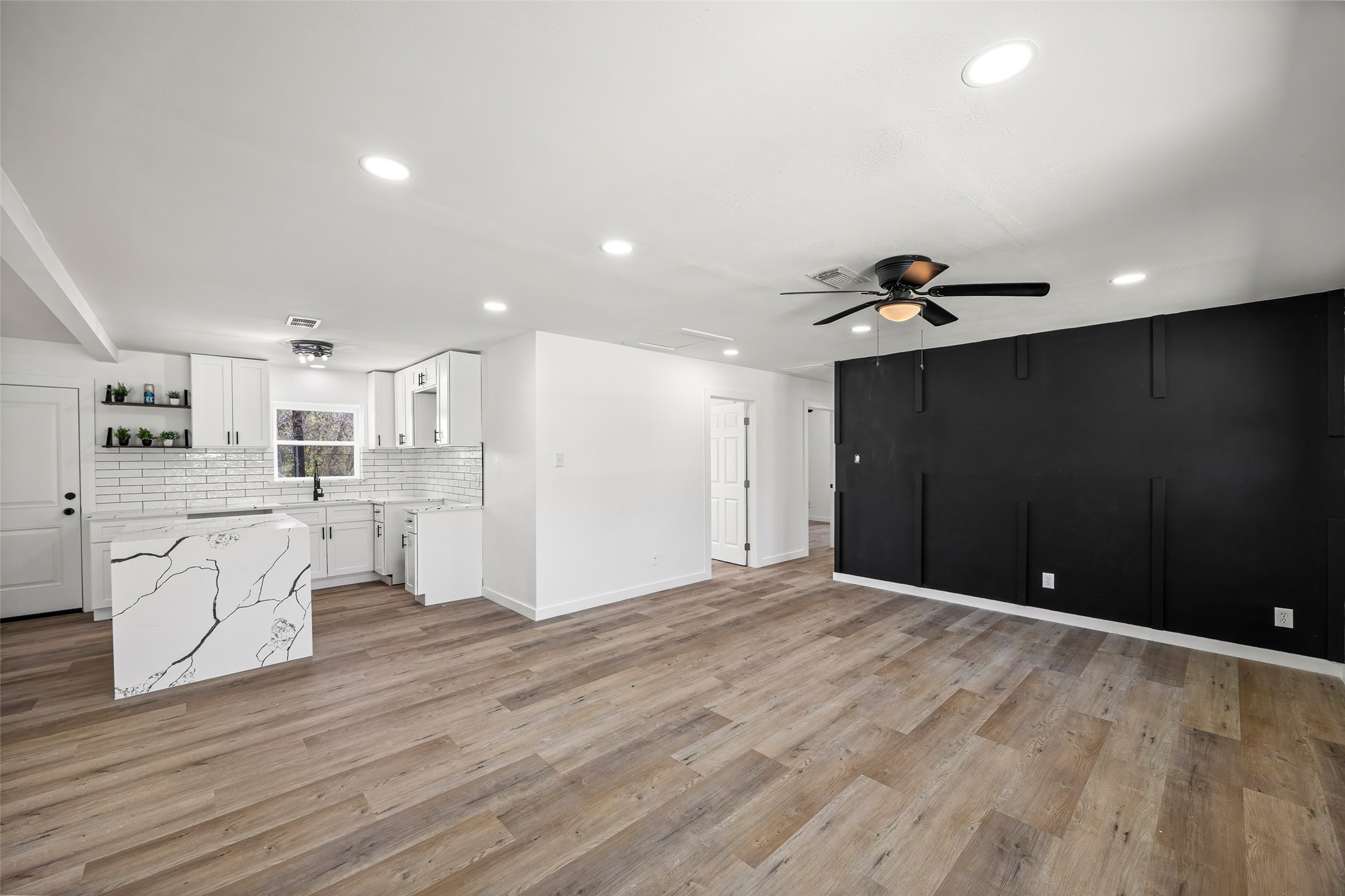 1905 Concord Road Pasadena, TX 77502 - Photo 1 of 20