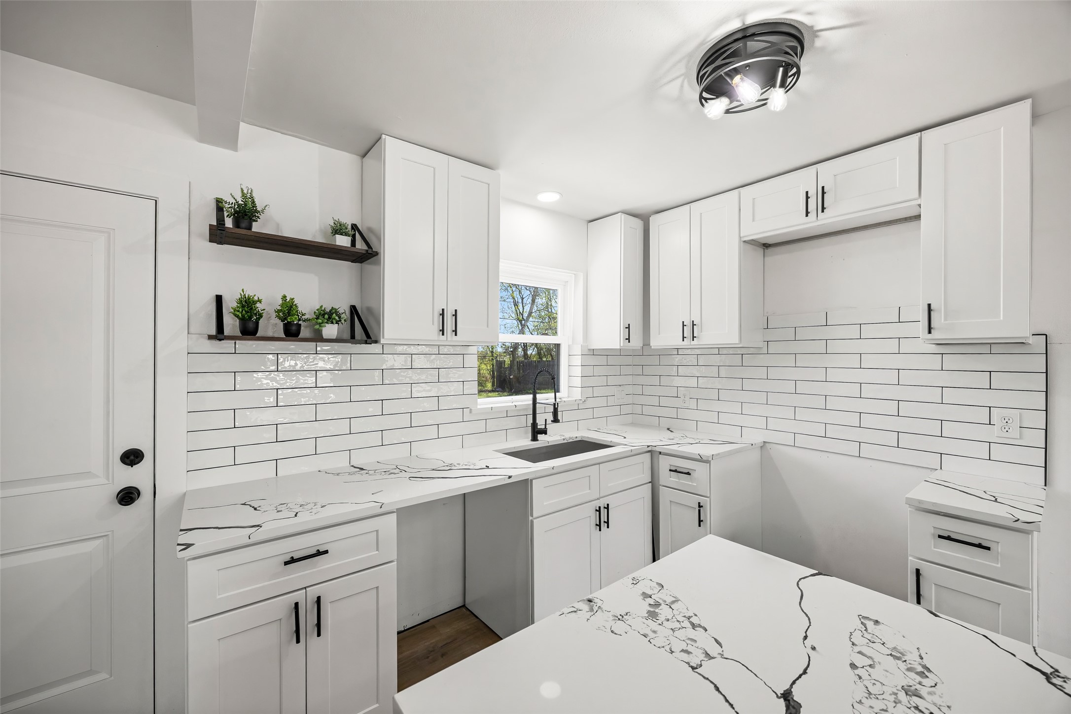 1905 Concord Road Pasadena, TX 77502 - Photo 10 of 20