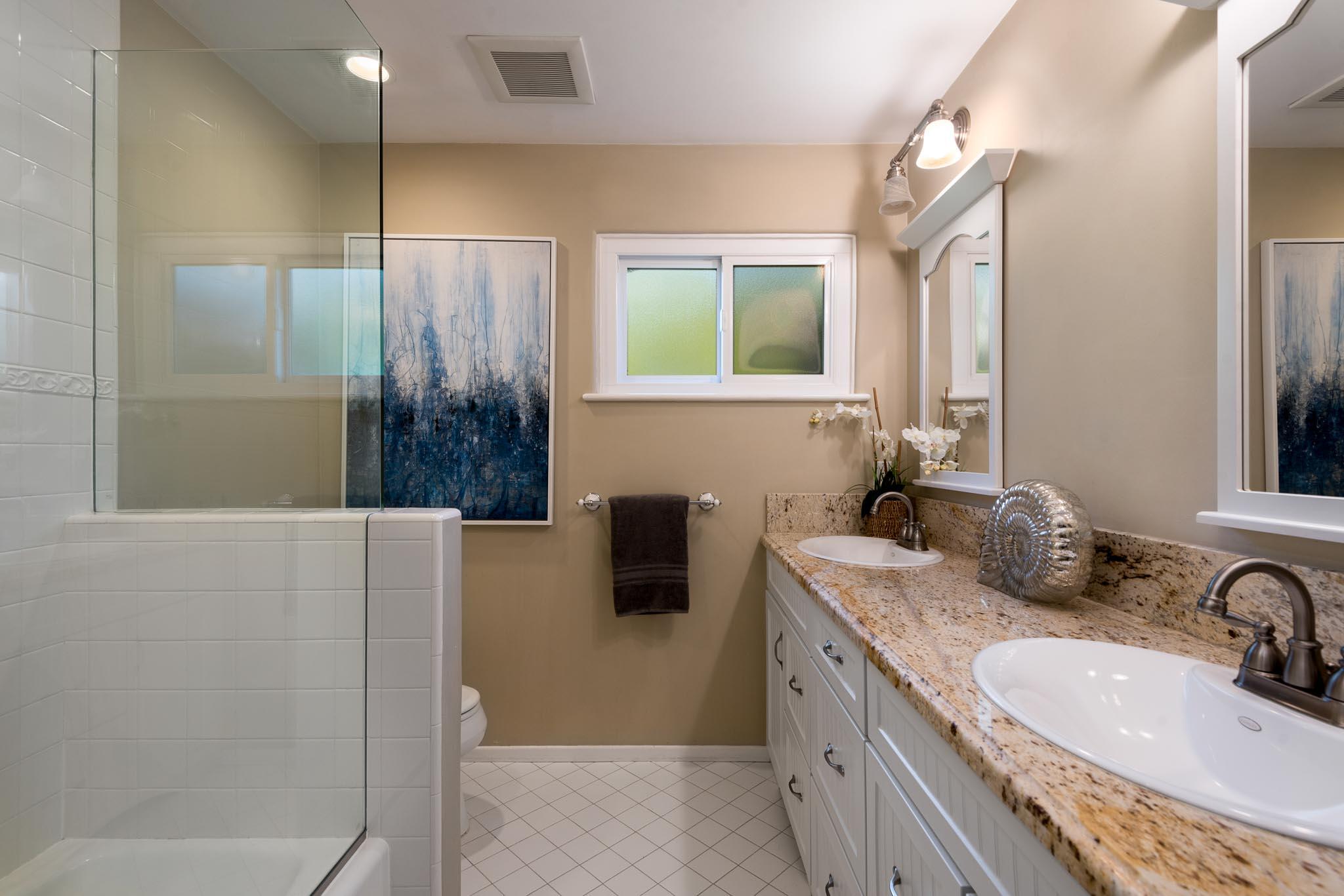 2166 East Valley Road Montecito, CA 93108 - Photo 12 of 16 Bathroom 1