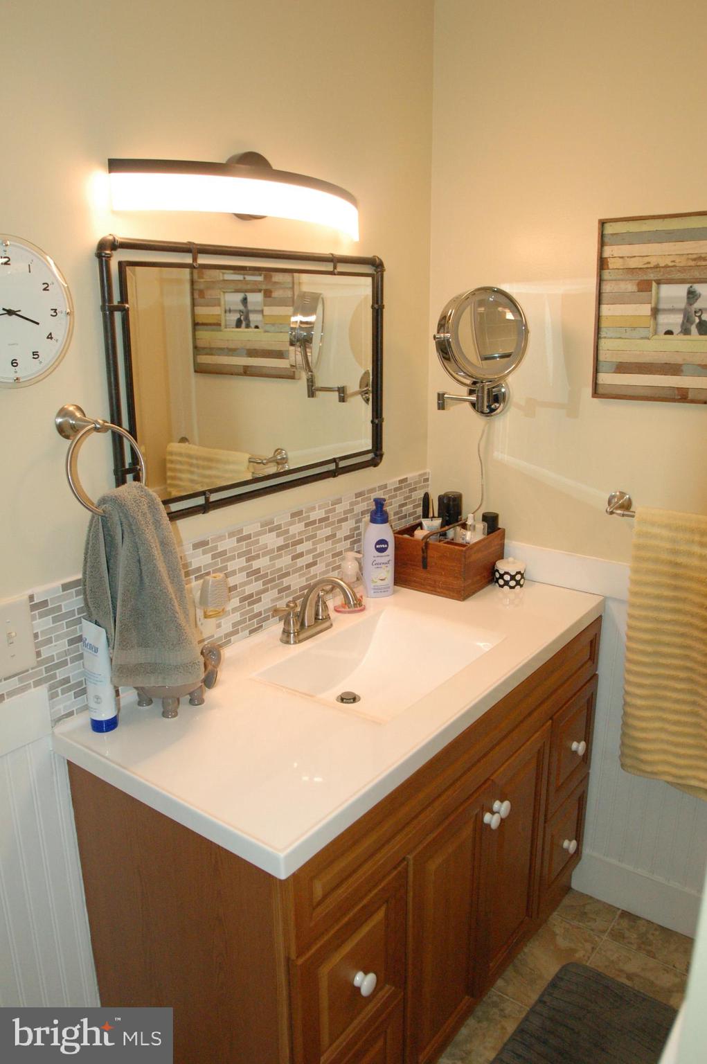 1326 Belle Valley Road Lancaster, PA 17603 - Photo 8 of 19 Gallery Image 8