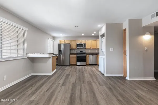 $215,000 | 12440 North 20th Street, Unit 202, Phoenix, AZ 85022