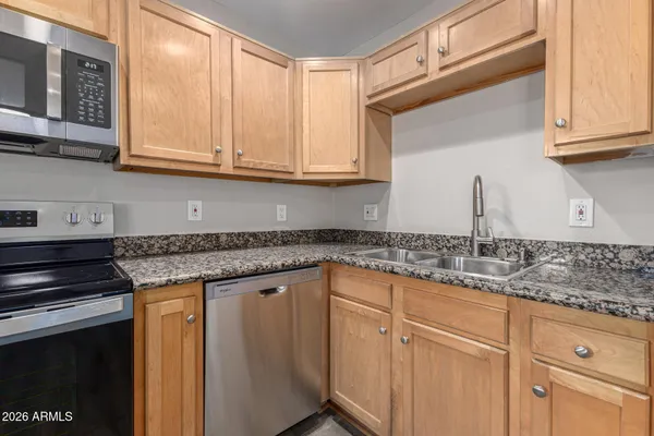 $215,000 | 12440 North 20th Street, Unit 202, Phoenix, AZ 85022