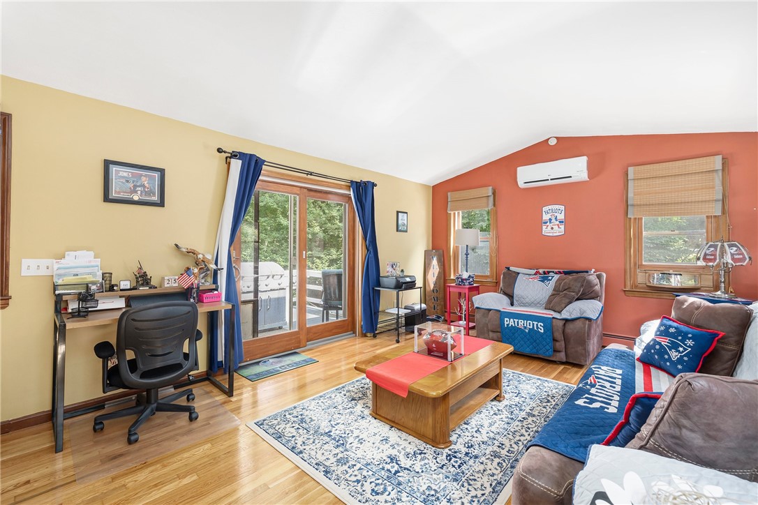 364 Bungy Road Scituate, RI 02857 - Photo 8 of 42 Family Room