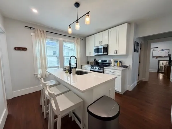 $3,000 | 488 Ashmont Street, Unit 1, Boston, MA 02122