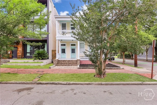 $999,900 | 420 East Bolton Street, Savannah, GA 31401