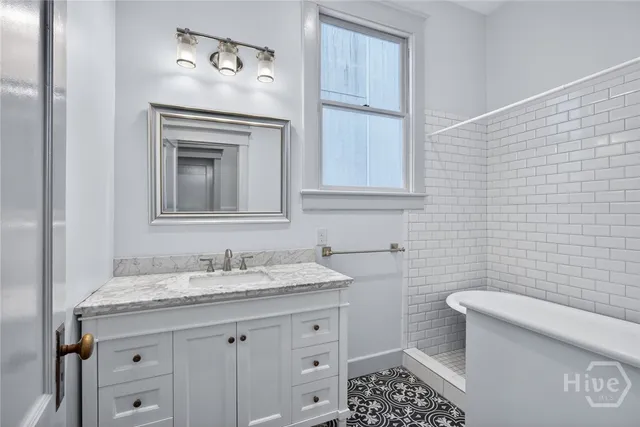 $999,900 | 420 East Bolton Street, Savannah, GA 31401