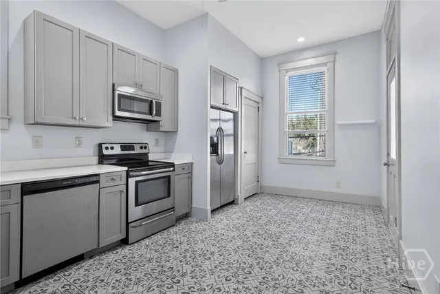 $999,900 | 420 East Bolton Street, Savannah, GA 31401