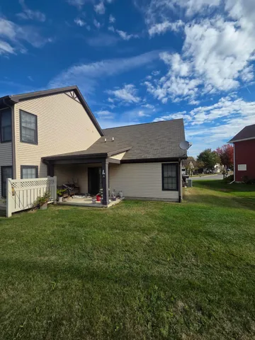 $218,800 | 1826 Finney Drive, Valparaiso, IN 46383