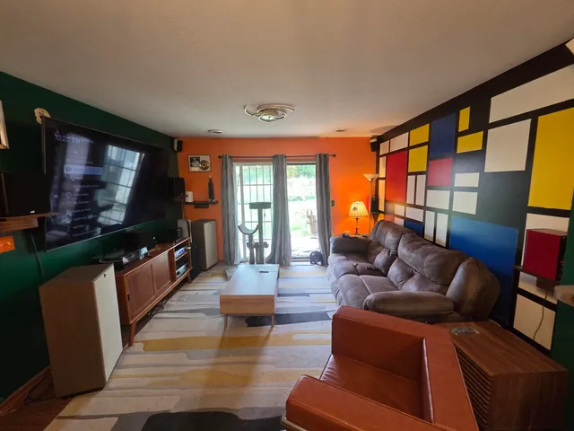 $218,800 | 1826 Finney Drive, Valparaiso, IN 46383