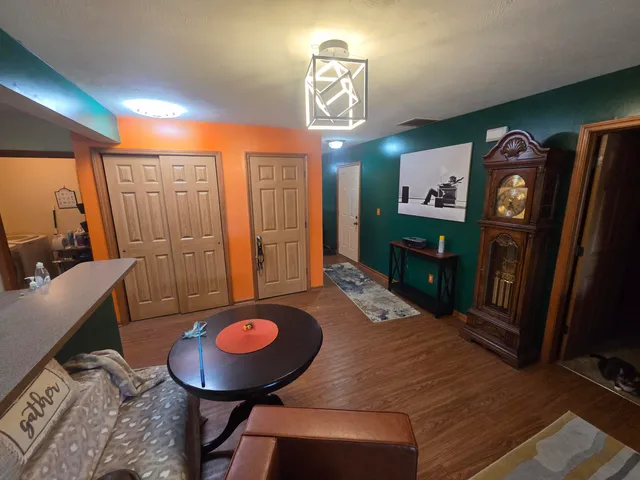 $218,800 | 1826 Finney Drive, Valparaiso, IN 46383