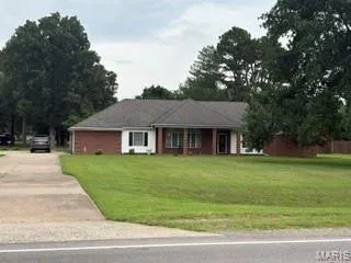 $315,000 | 616 West Salcedo Road, Sikeston, MO 63801