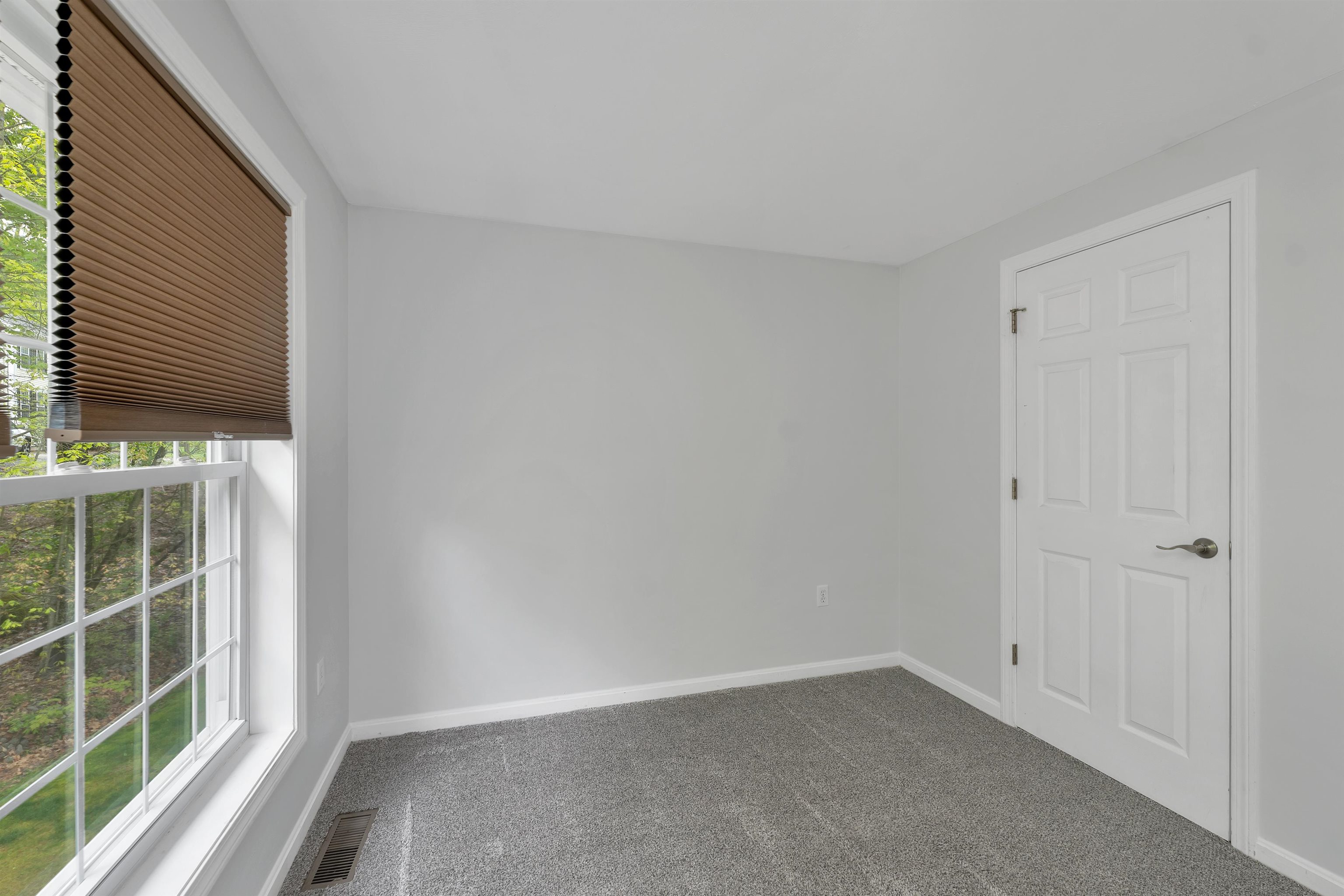 441 Ponemah Hill Road Milford, NH 03055 - Photo 25 of 46