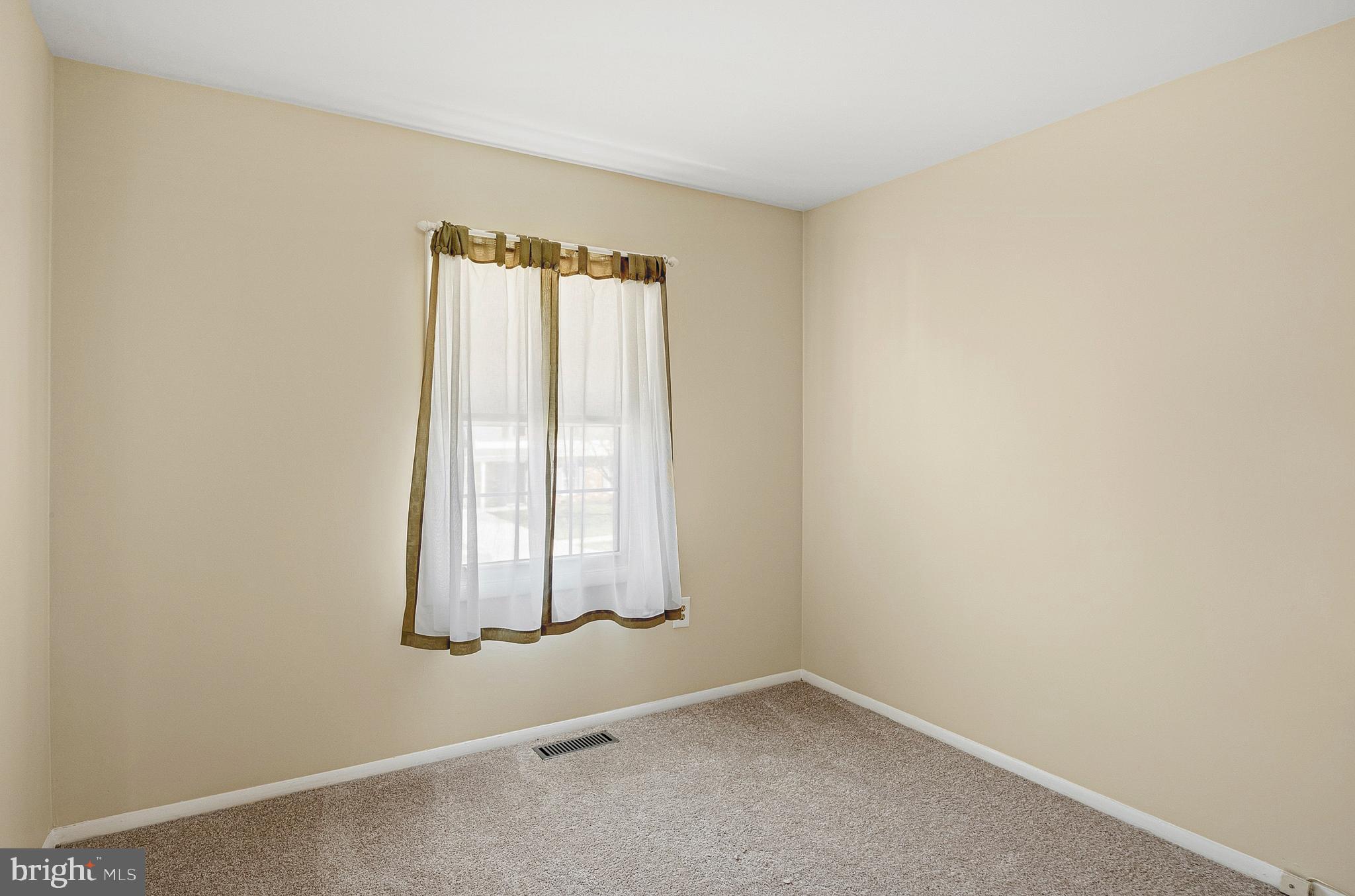 982 Fall Cir Way Gambrills, MD 21054 - Photo 16 of 32 an empty room with windows