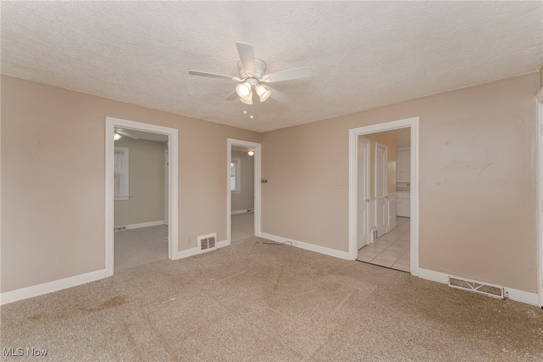 1121 Jacoby Road Akron, OH 44321 - Photo 5 of 20
