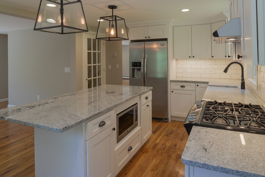 11 A Lakeshore Road Boxford, MA 01921 - Photo 3 of 29