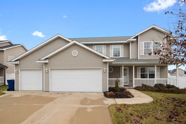 $369,900 | 3094 Sundown Lane, Saginaw, MI 48603